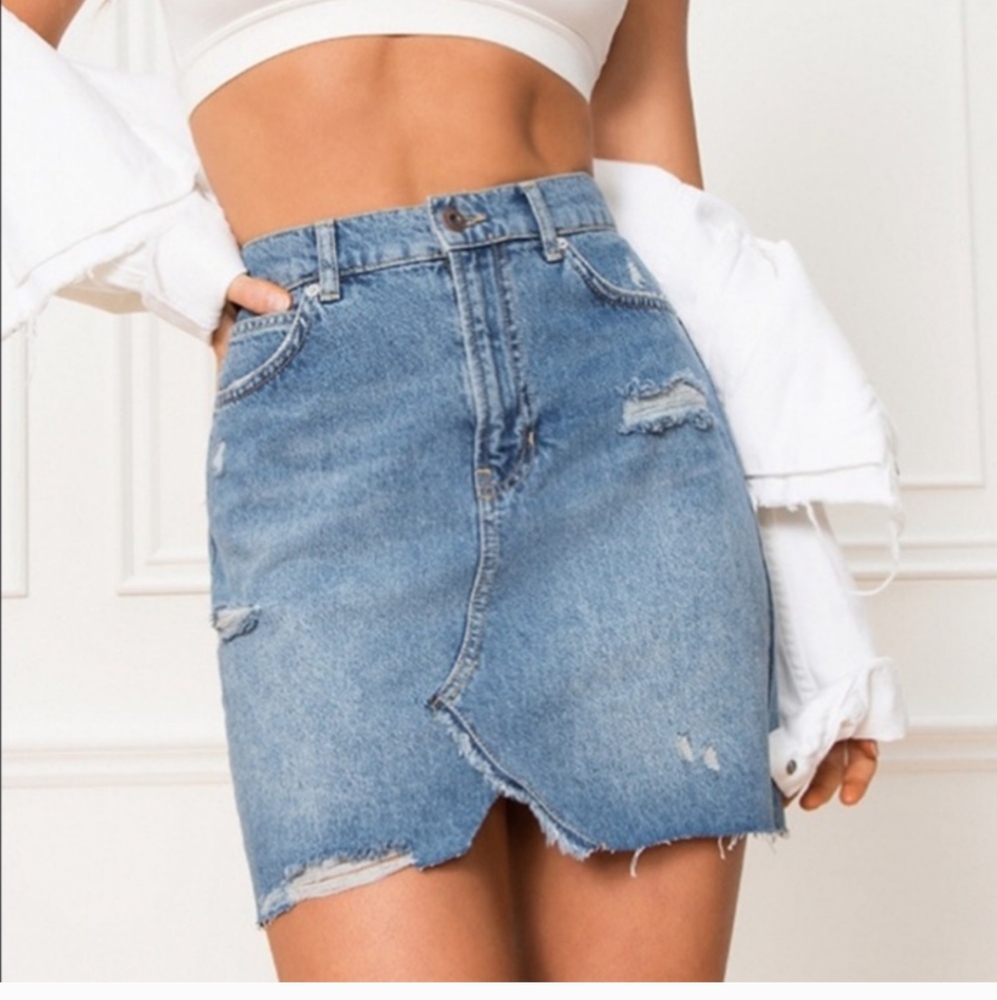 - We the Free distressed denim 5 pocket medium wash skirt